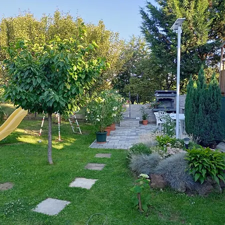 アパート Gyoerkoes バラトンサールソー